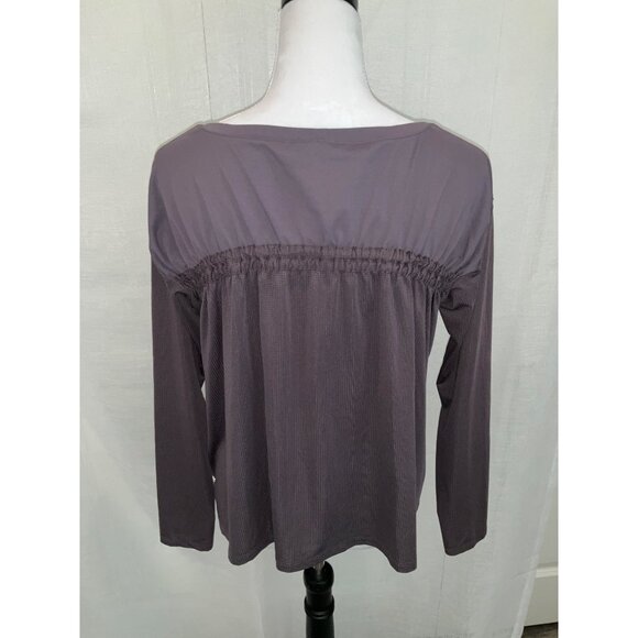 Fabletics XS Women's Long Sleeve Yoga Top In Light Purple - Picture 2 of 4